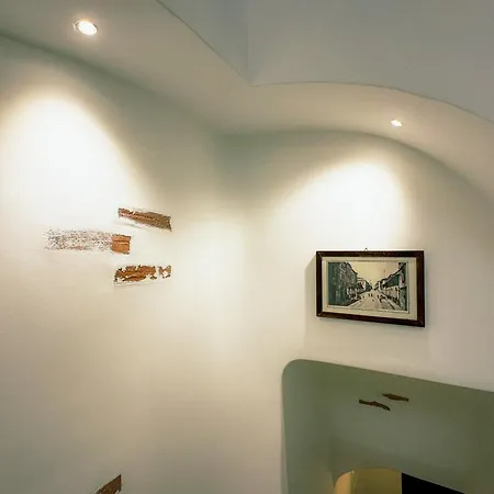 Sorella Luna Boutique, Centro Di 3* Ольбія