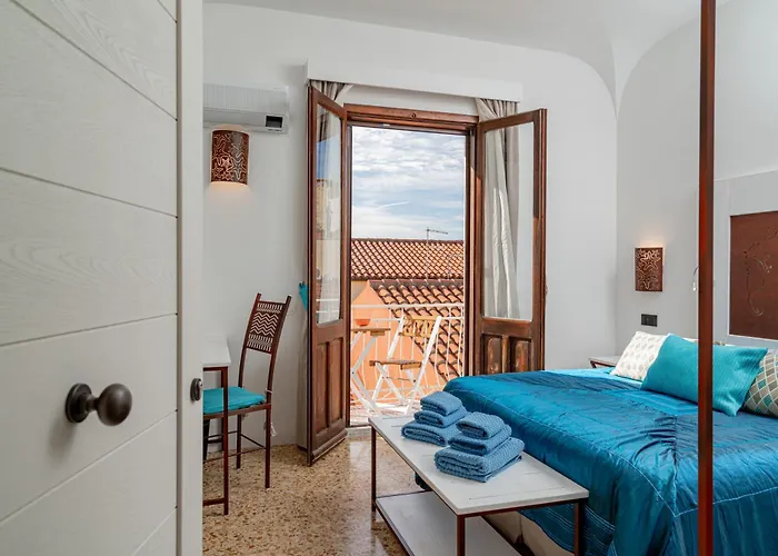 Gasthuis Sorella Luna Boutique, Centro Di 3*