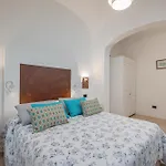 Sorella Luna Boutique, Centro Di Gæstehus Olbia