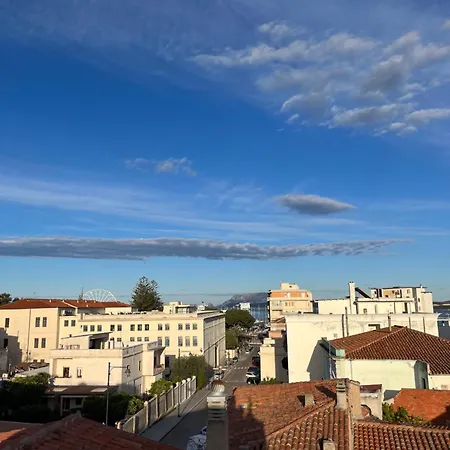 Sorella Luna Boutique, Centro Di 3*