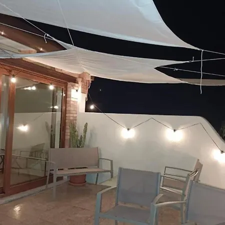 Pensjonat Sorella Luna Boutique, Centro Di 3*