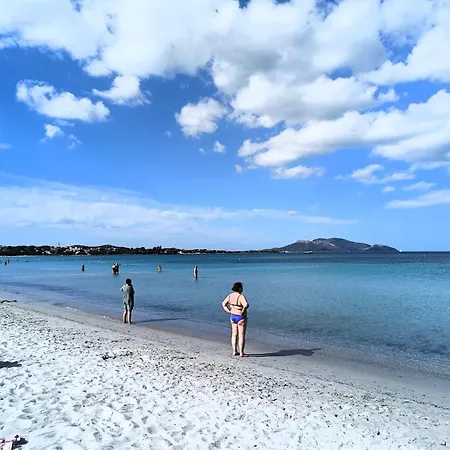 Sorella Luna Boutique, Centro Di