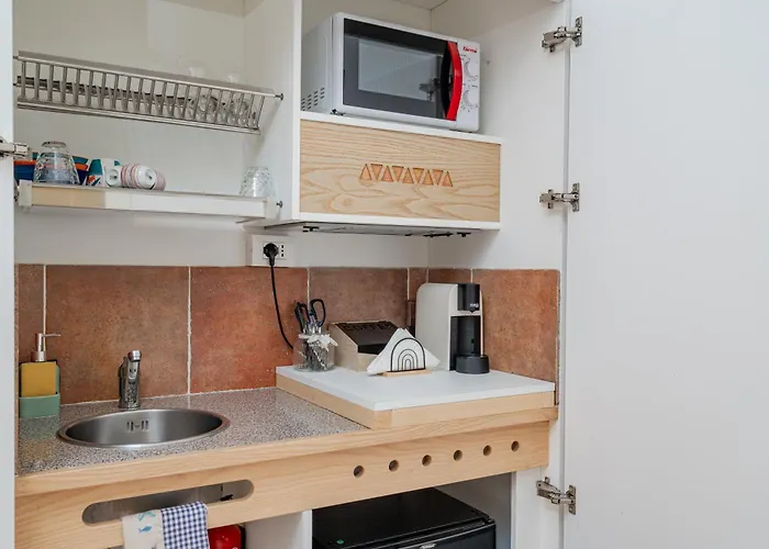 Sorella Luna Boutique, Centro Di 게스트하우스 3*